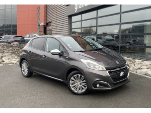 PEUGEOT 208 1.2 L ESSENCE 82CH STYLE 5P